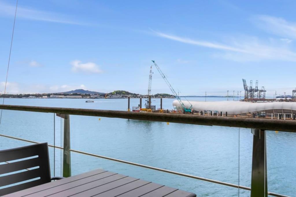 Newly Refurbished Waterfront Apartment! 3320 Auckland Buitenkant foto