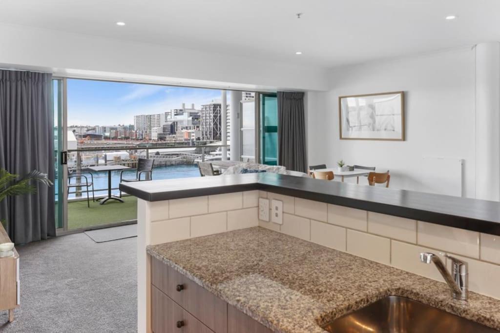 Newly Refurbished Waterfront Apartment! 3320 Auckland Buitenkant foto